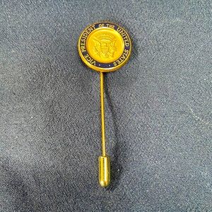 Rare Lapel Pin! Vice President of the United States Walter Mondale circa ‘77-‘81
